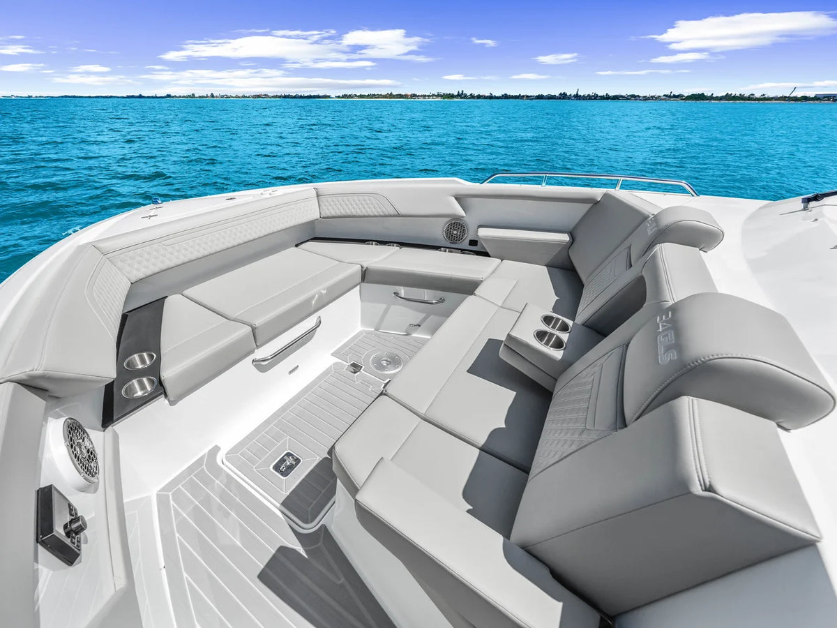 2027 Cruisers Yachts 34 GLS Outboard 34.0 feet, Venice, Florida #35