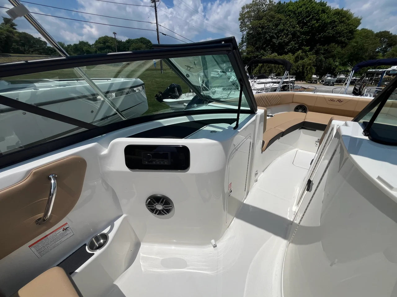 2026 Sea Ray SDX 250 Outboard 25.0 feet, Wakefield, RI #16