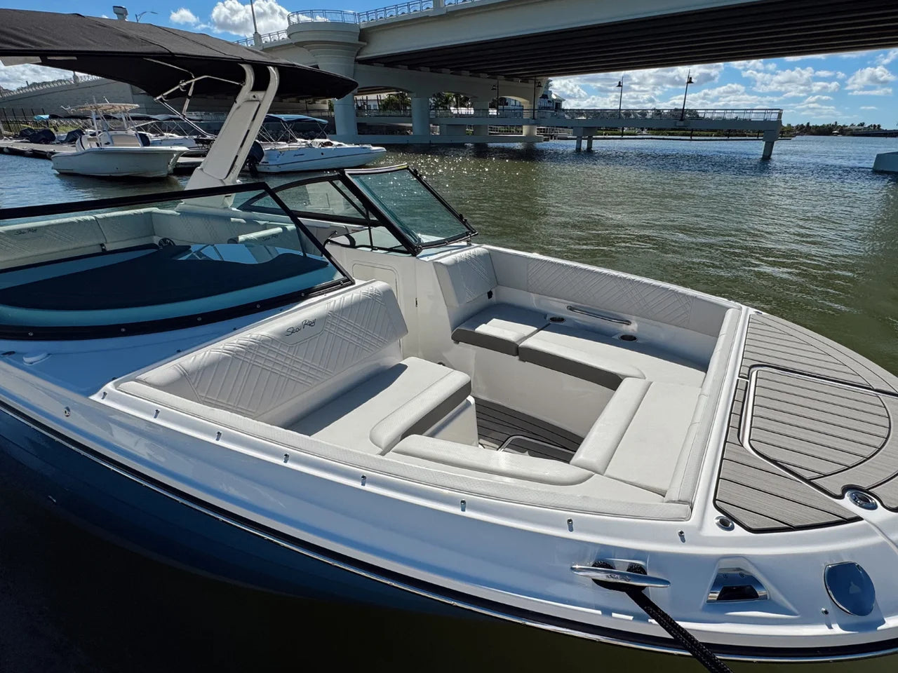 2026 Sea Ray SDX 270 Outboard 27.0 feet, Jupiter, Florida #17
