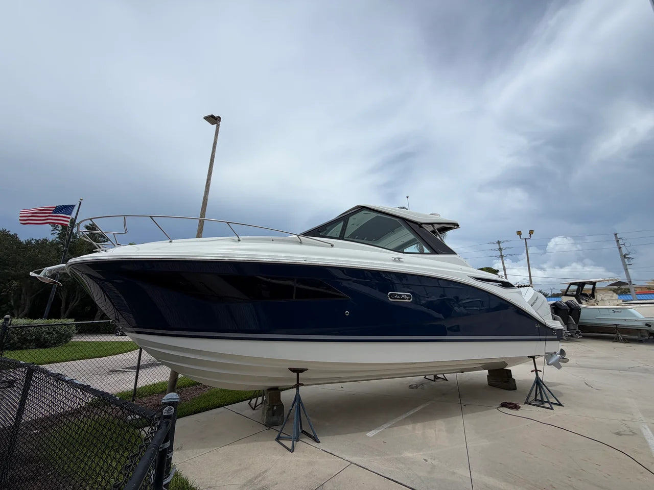 2027 Sea Ray Sundancer 320 Outboard 32.0 feet, Stuart, Florida #1