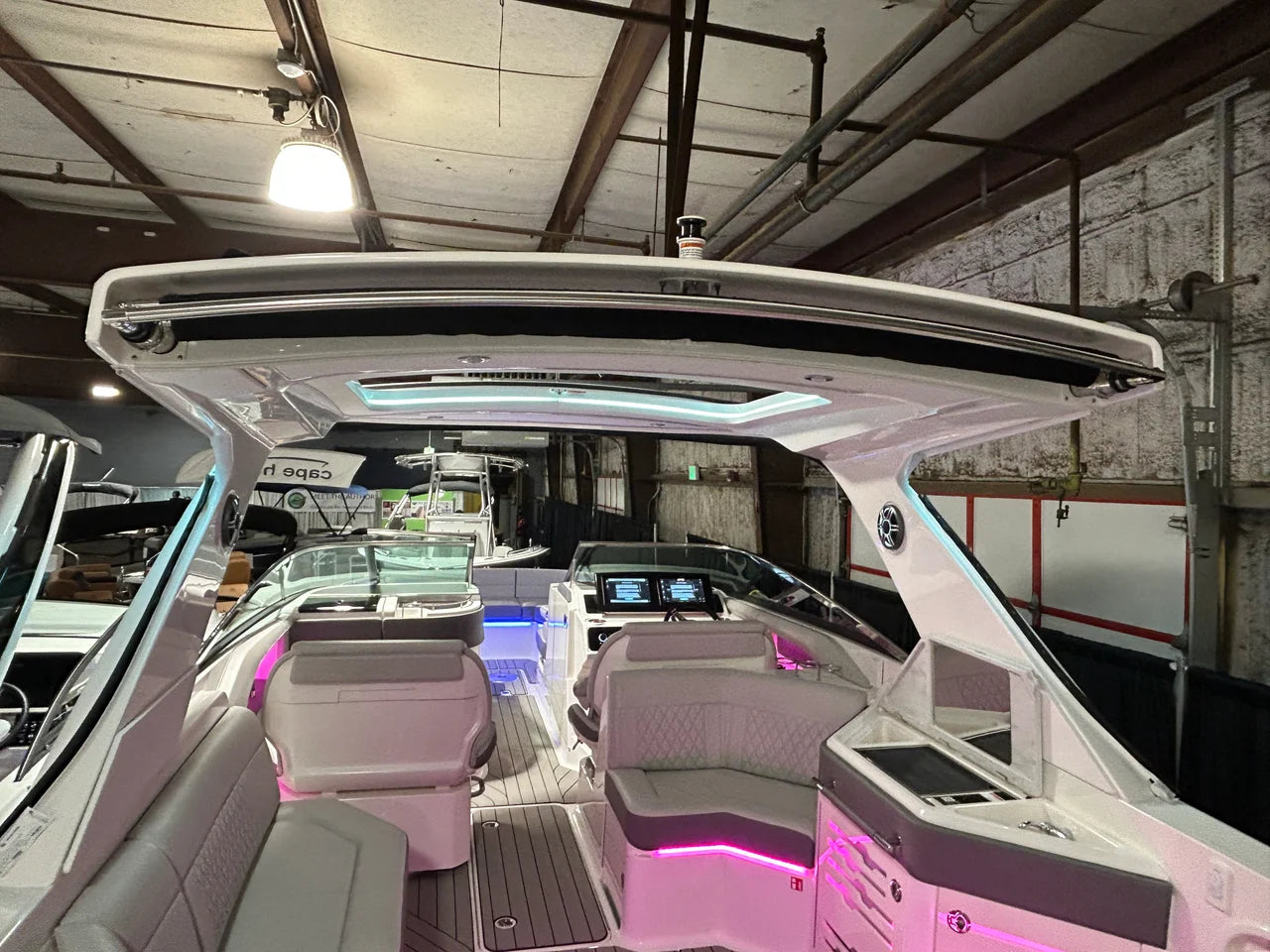 2026 Sea Ray SLX 310 Outboard 31.0 feet, Grasonville, Maryland #18
