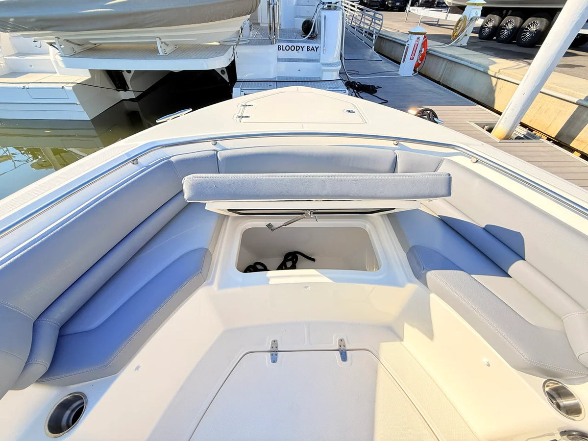 2026 Boston Whaler 330 Outrage 33.0 feet, St Petersburg, FL #22