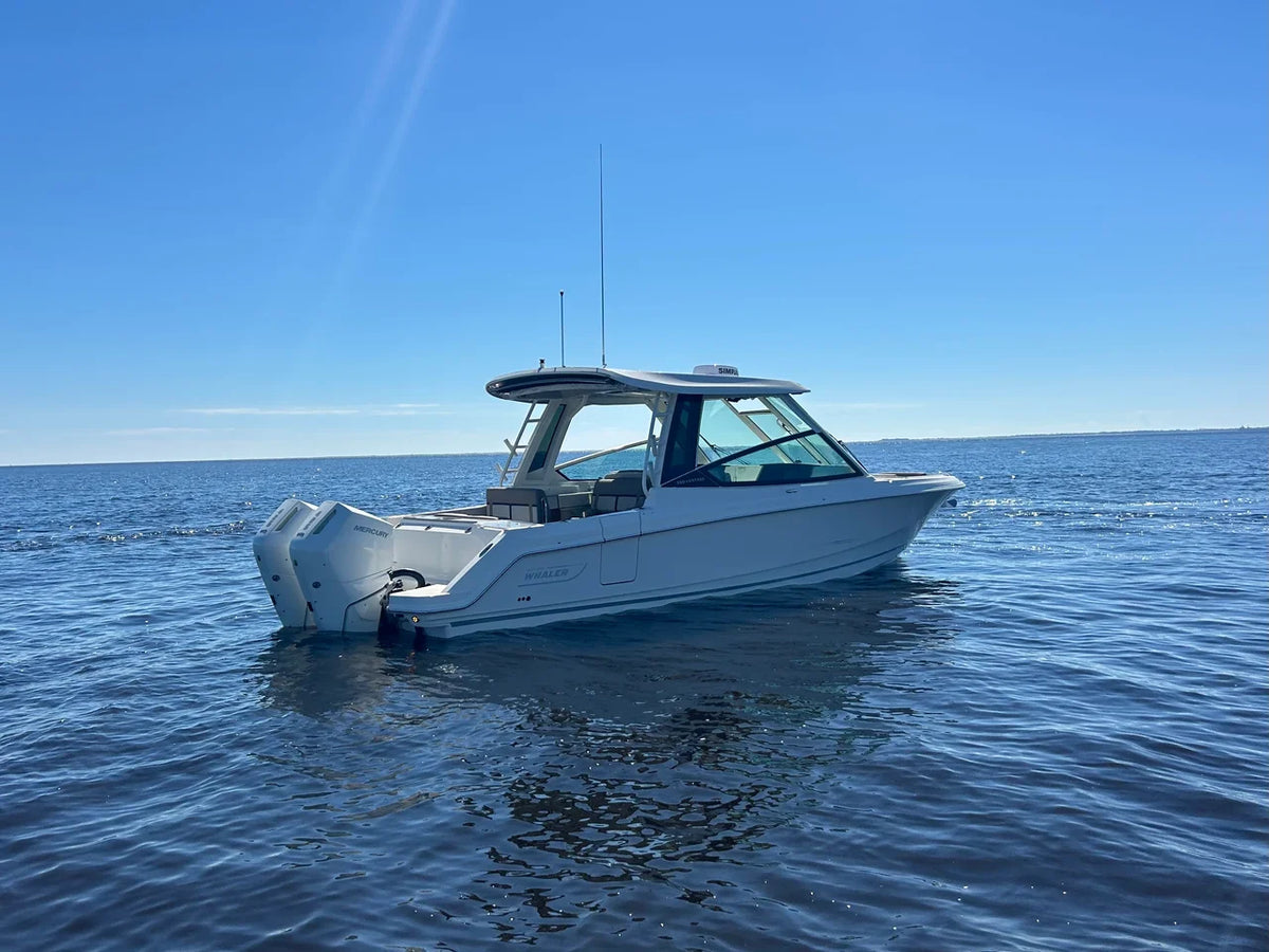 2027 Boston Whaler 330 Vantage 33.0 feet, Pensacola, Florida #6