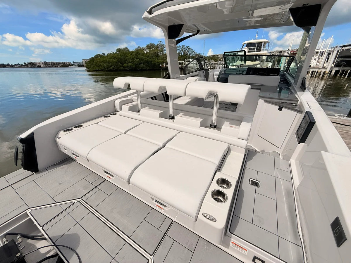 2023 Aviara AV32 Outboard 32.0 feet, St Petersburg, FL #23