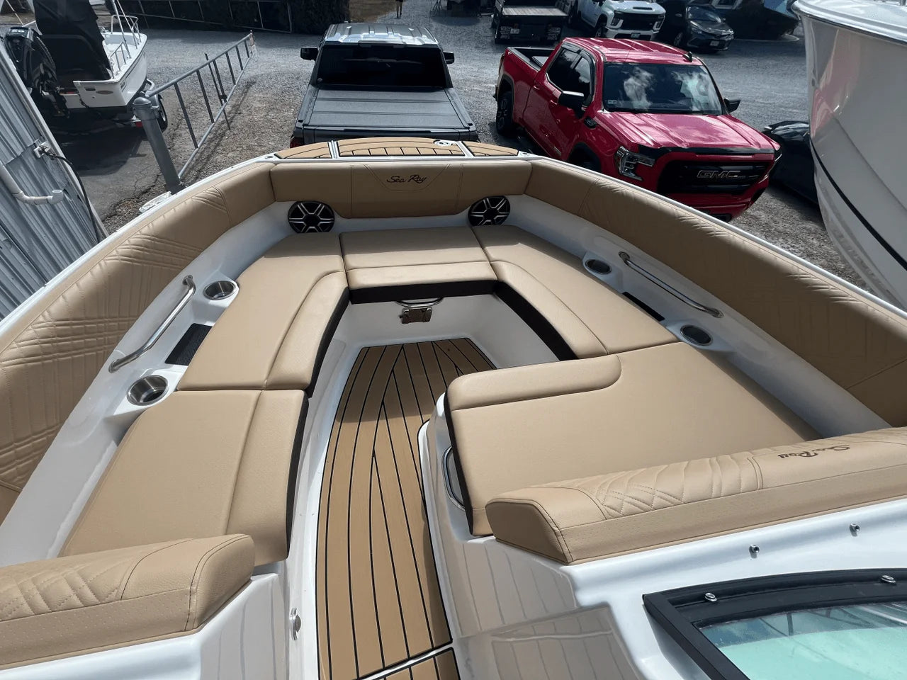 2026 Sea Ray SDX 230 Outboard 23.0 feet, Wakefield, RI #17