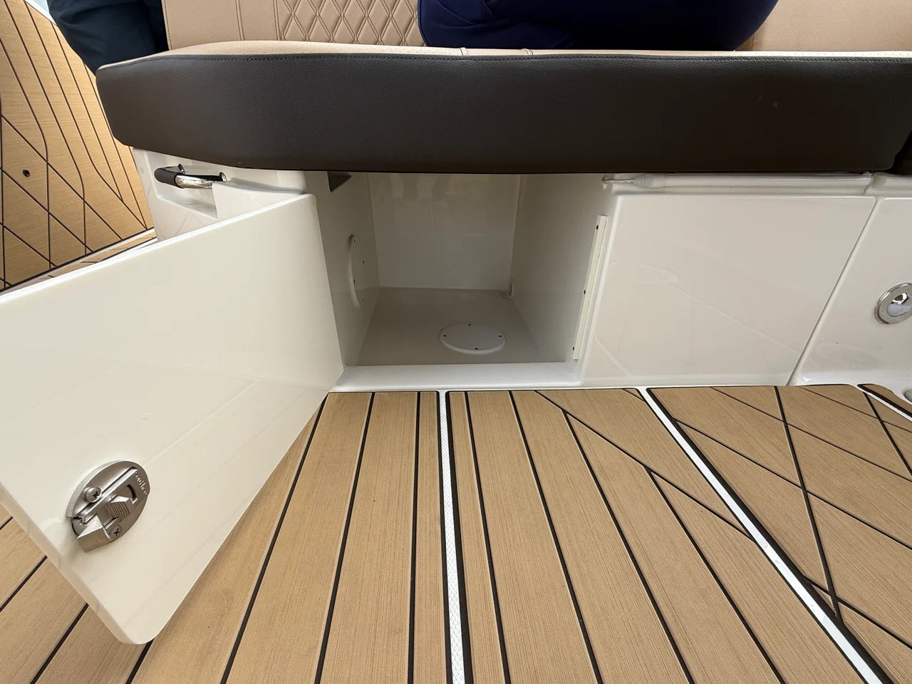 2026 Sea Ray SLX 400 Outboard 40.0 feet, Miami, FL #28