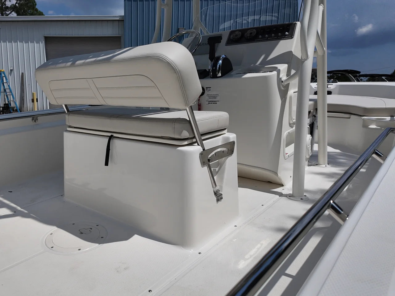 2027 Boston Whaler 190 Montauk 19.0 feet, Thunderbolt, GA #8