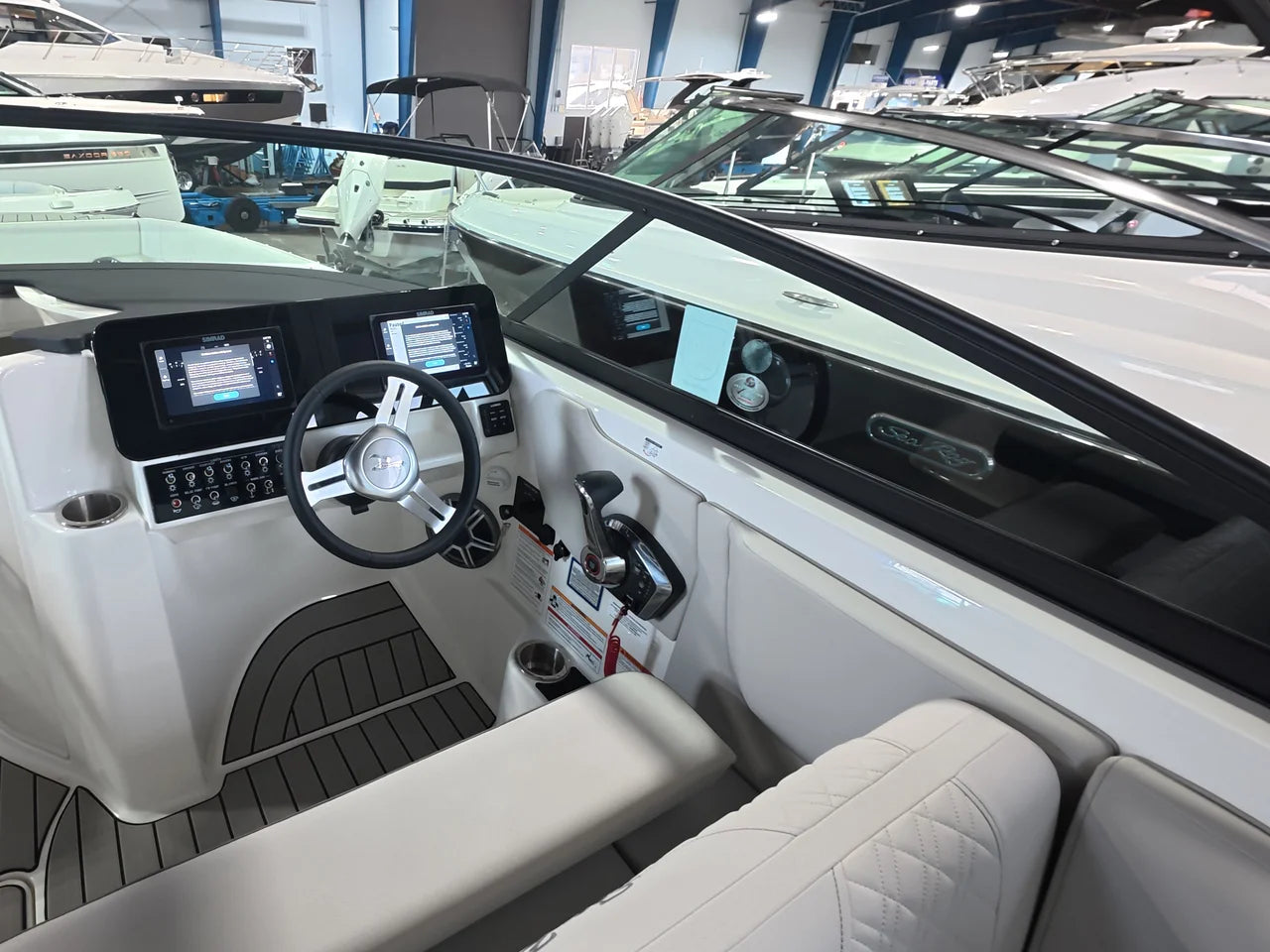 2027 Sea Ray SDX 270 Outboard 27.0 feet, Clearwater, Florida #9