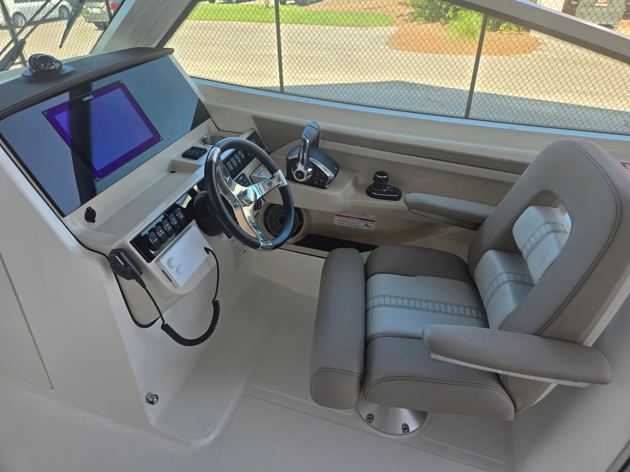2027 Boston Whaler 280 Vantage 28.0 feet, Charleston, SC #15