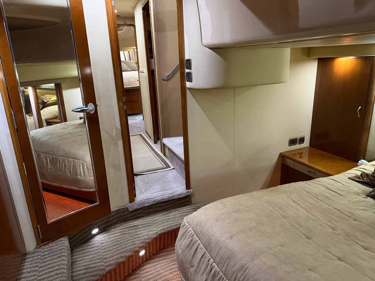 2005 Sea Ray 550 SEDAN BRIDGE 58.0 feet, Lake Ozark, MO #51