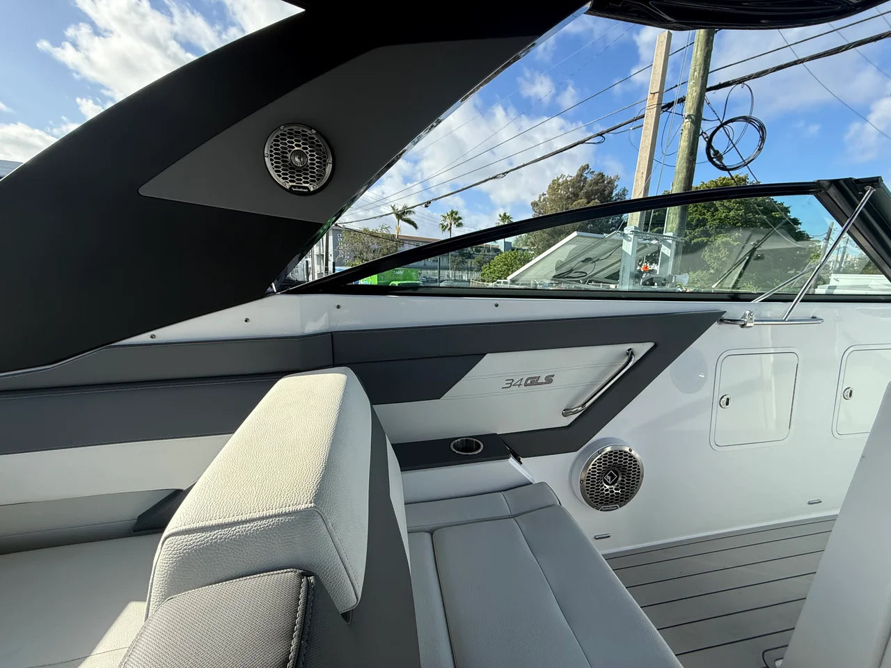 2022 Cruisers Yachts 34 GLS Outboard 34.0 feet, Miami, FL #16