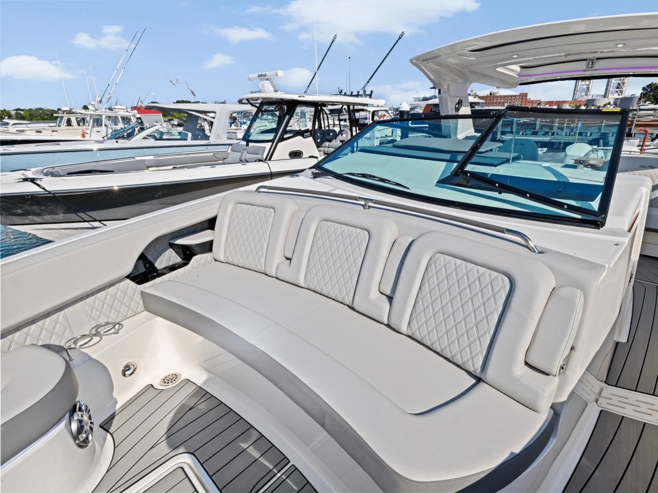2025 Sea Ray SLX 400 Outboard 40.0 feet, Quincy, MA #50