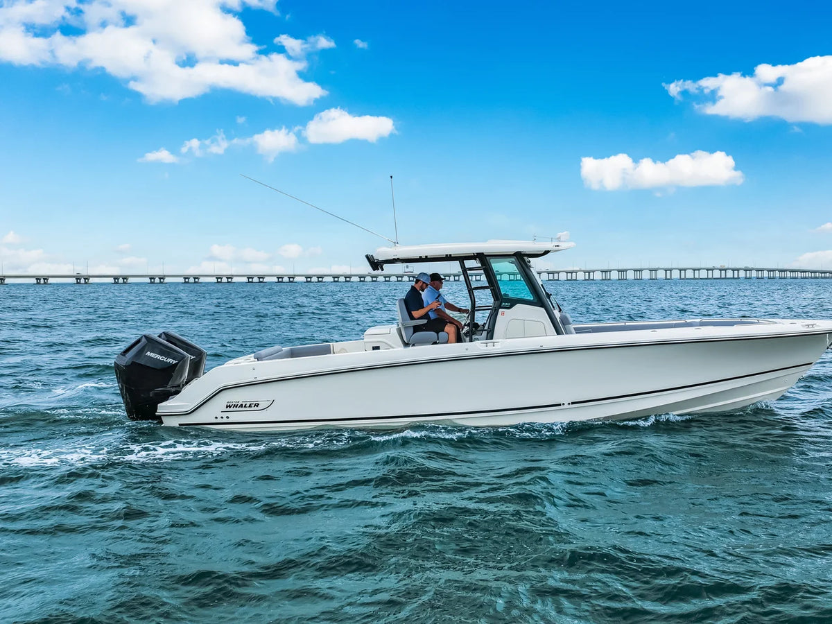 2026 Boston Whaler 330 Outrage 33.0 feet, Clearwater, Florida #1