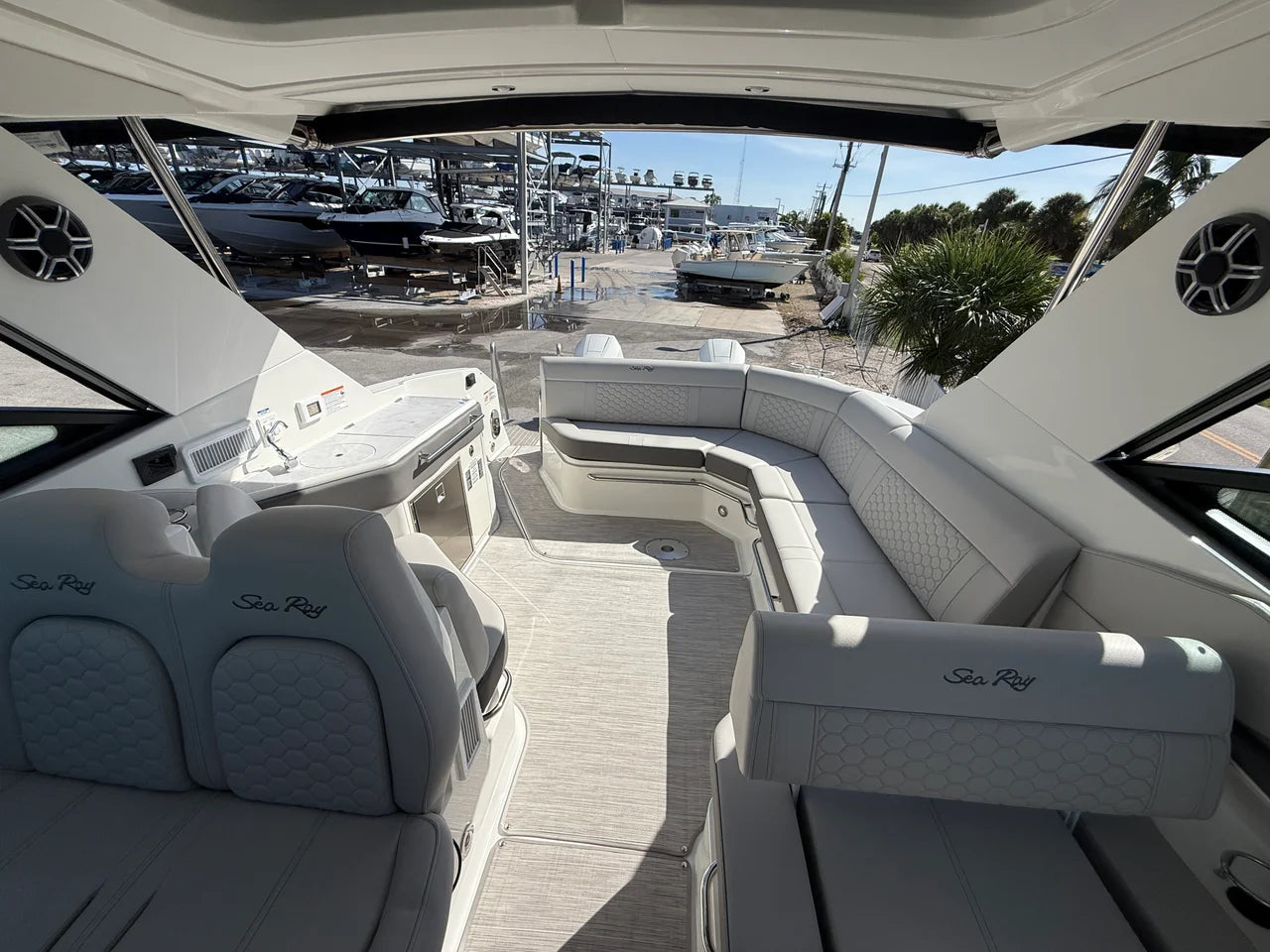 2027 Sea Ray Sundancer 320 Outboard 32.0 feet, Sarasota, FL #27