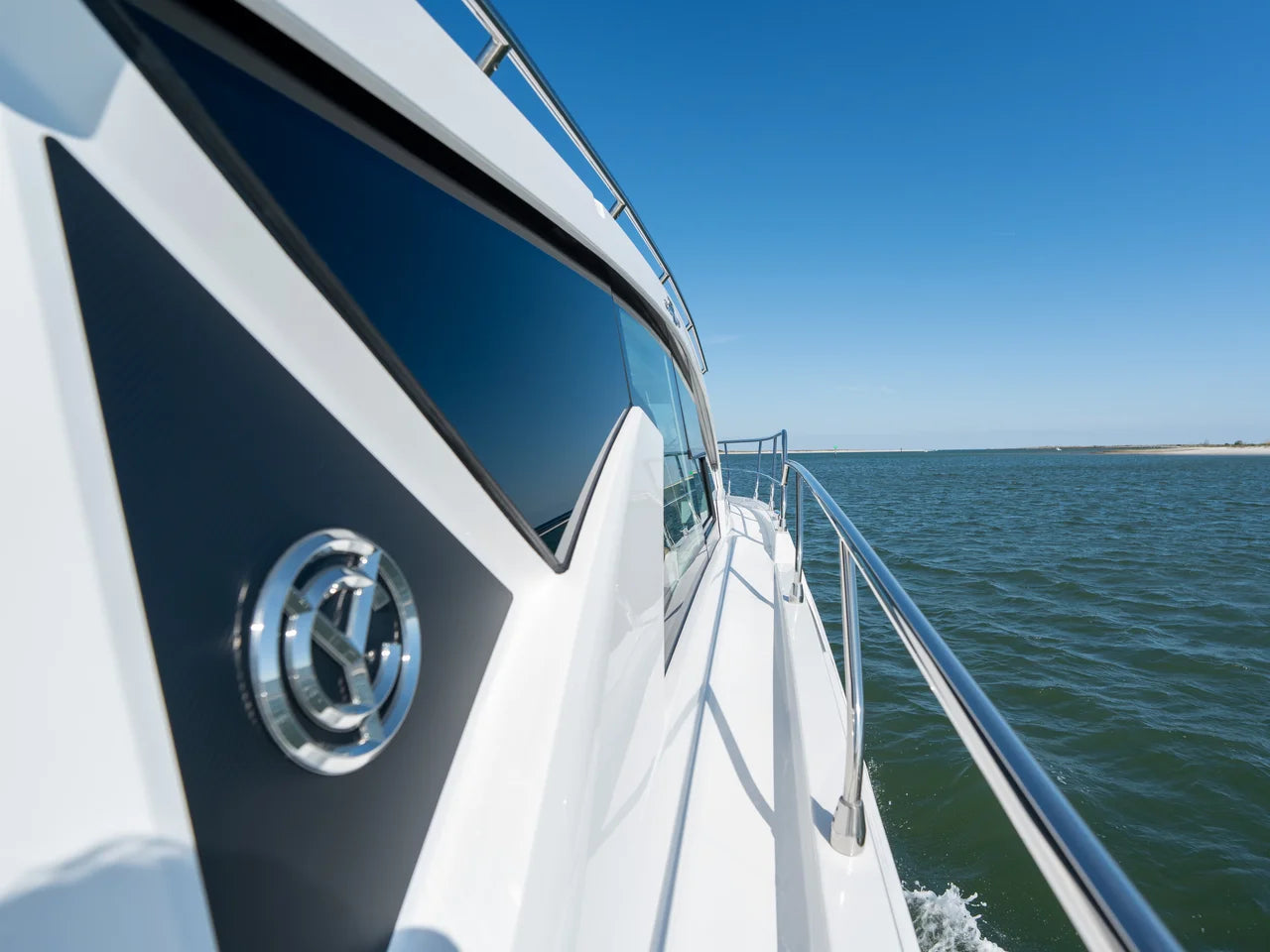 2026 Cruisers Yachts 42 Cantius 42.0 feet, Wrightsville Beach, North Carolina #34