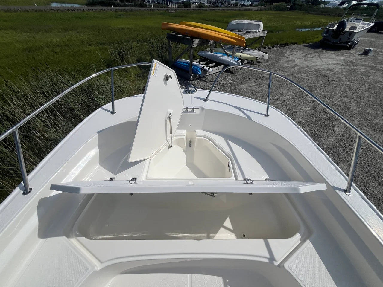 2027 Boston Whaler 210 Montauk 21.0 feet, Westbrook, Connecticut #11