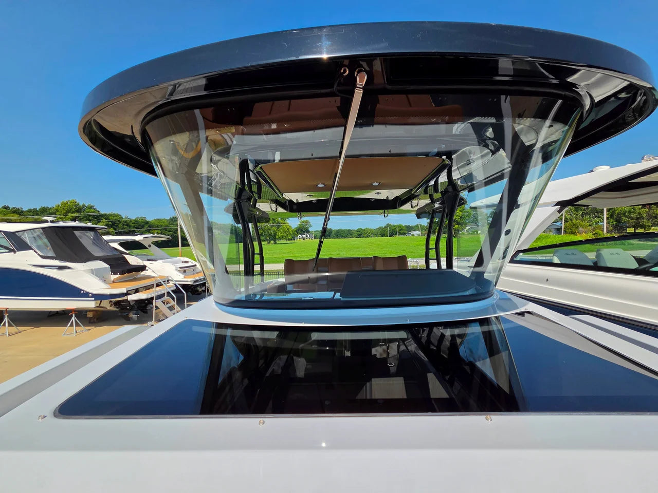 2027 Cruisers Yachts 38 VTR 38.0 feet, Monkey Island, OK #41