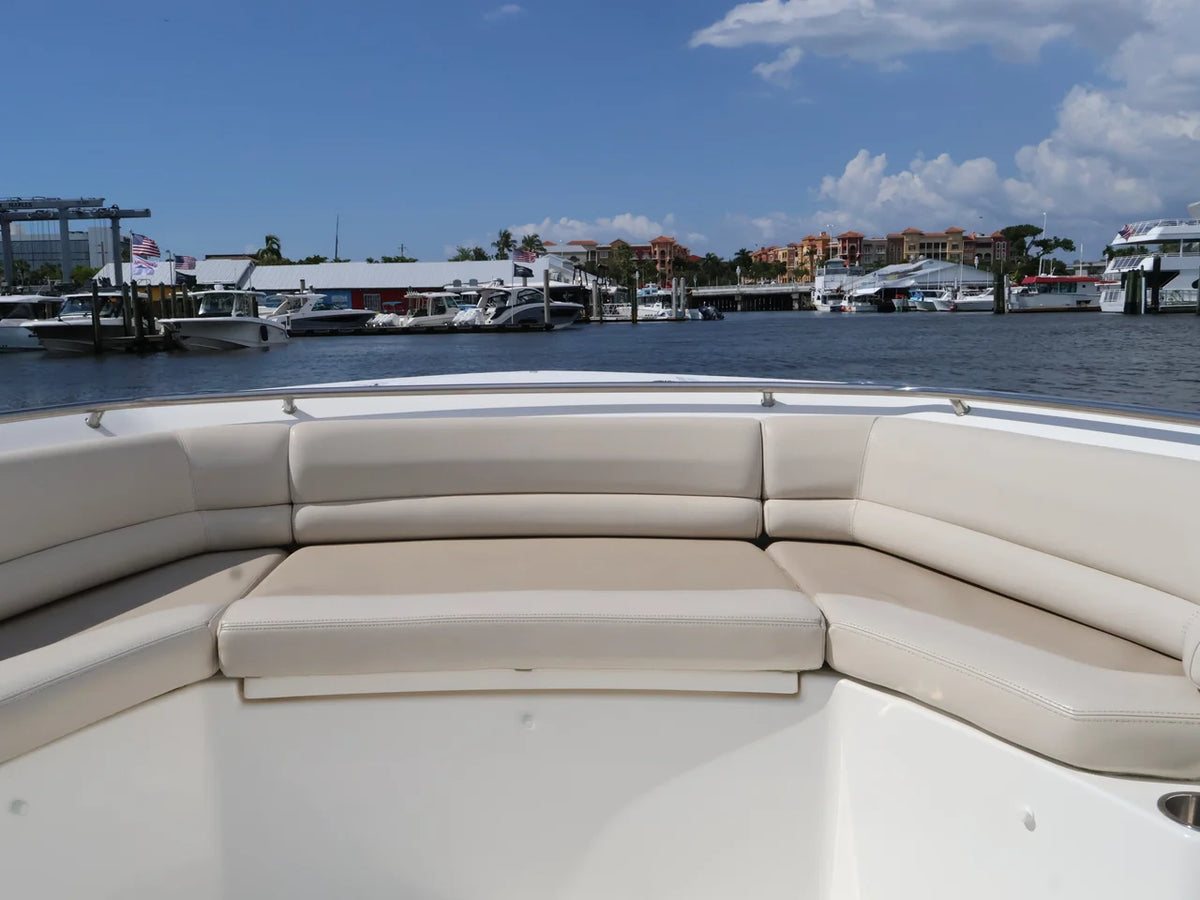 2018 Boston Whaler 330 Outrage 33.0 feet, Naples, Florida #41