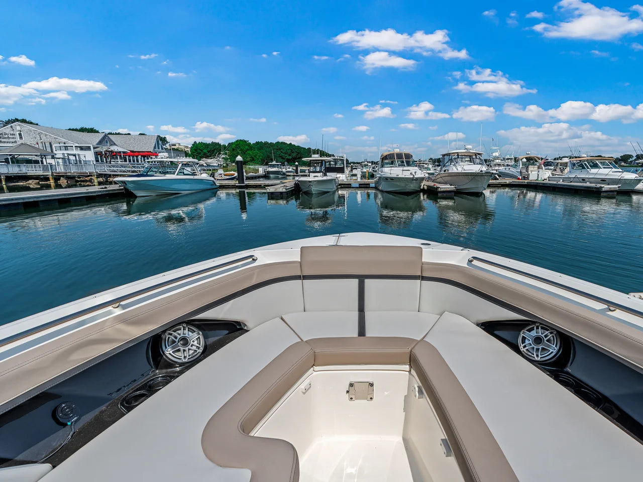 2026 Boston Whaler 330 Vantage 33.0 feet, Quincy, MA #31