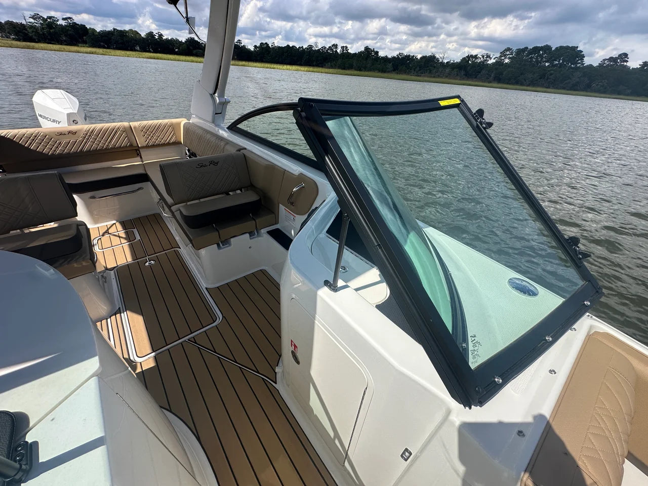 2026 Sea Ray SDX 250 Outboard 25.0 feet, Thunderbolt, GA #16