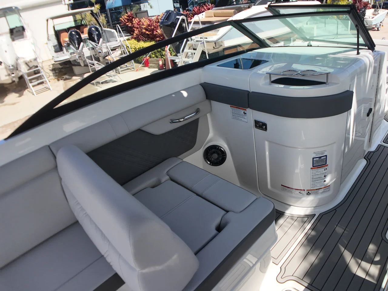 2027 Sea Ray SDX 290 Outboard 29.0 feet, Pompano Beach, Florida #23