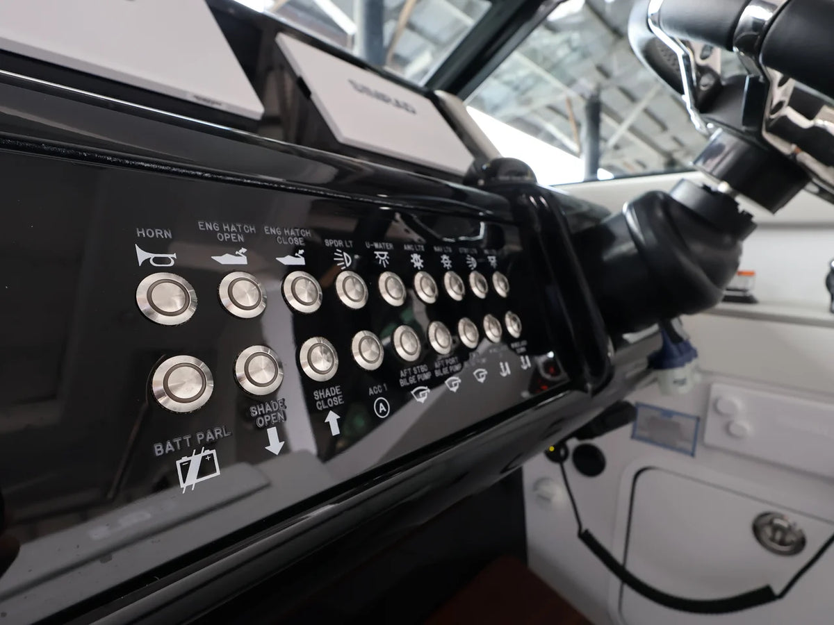 2026 Cruisers Yachts 38 GLS Outboard 38.0 feet, Naples, Florida #32