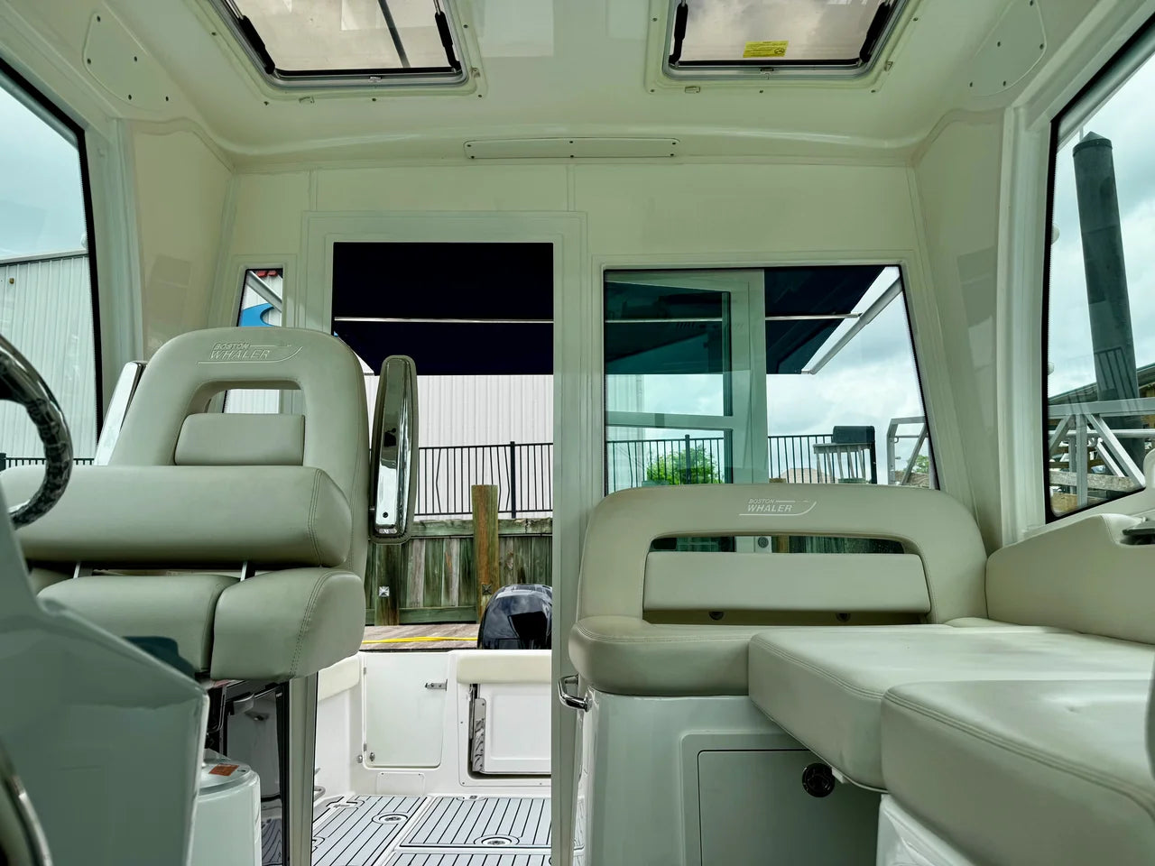 2016 Boston Whaler 315 CONQUEST 31.0 feet, Seabrook, TX #12