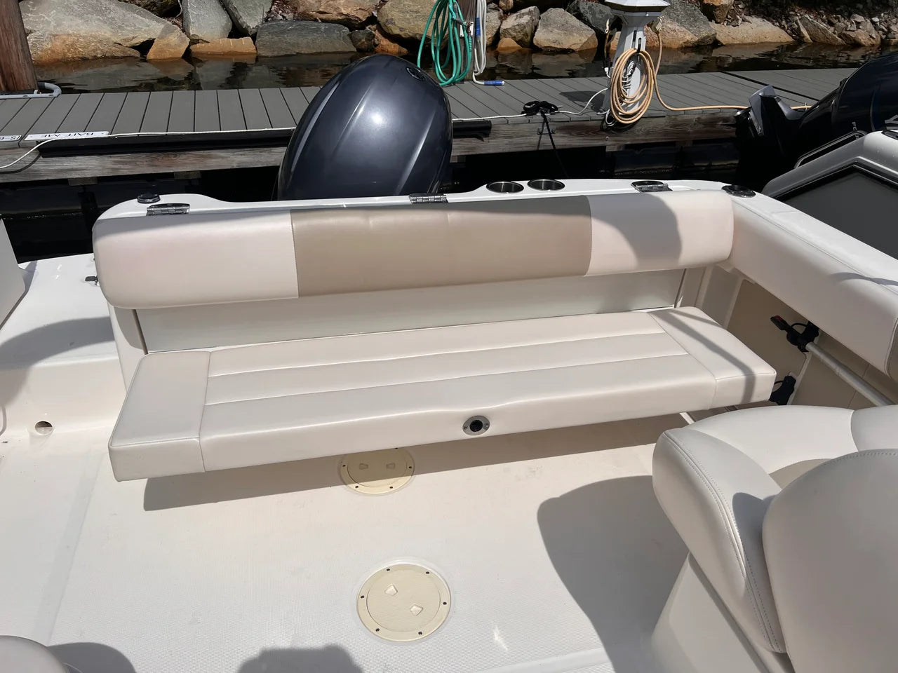2017 Robalo R227 21.0 feet, Wakefield, RI #21
