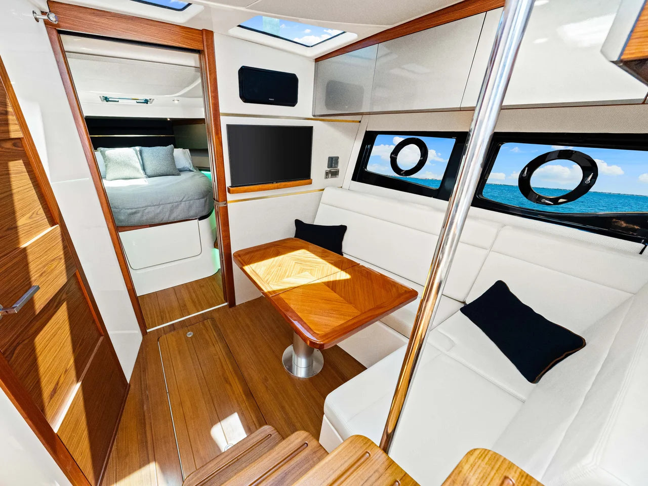 2026 Boston Whaler 405 Conquest 40.0 feet, Sarasota, Florida #84