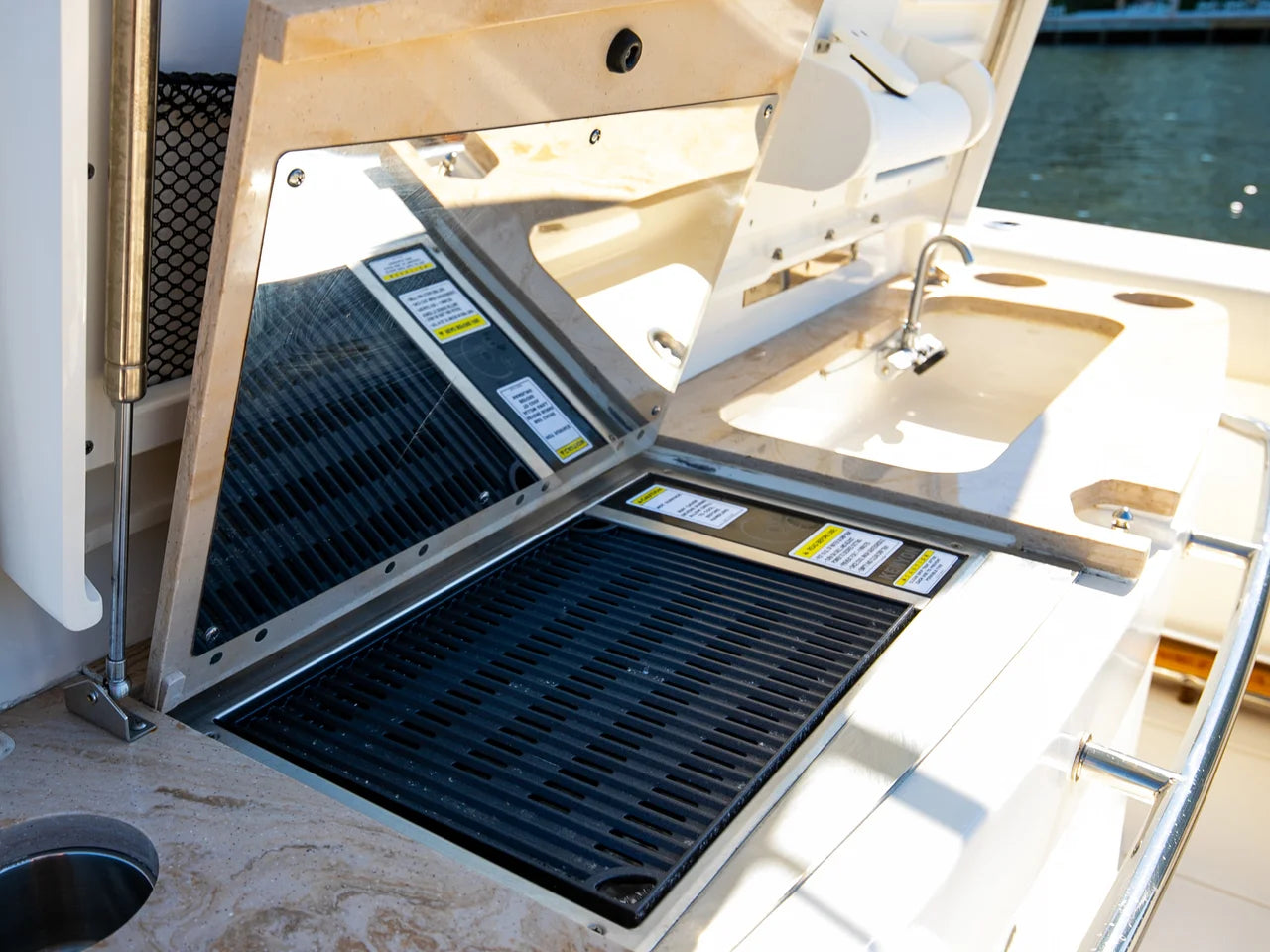 2024 Boston Whaler 380 OUTRAGE 38.0 feet, Ft. Lauderdale, FL #46