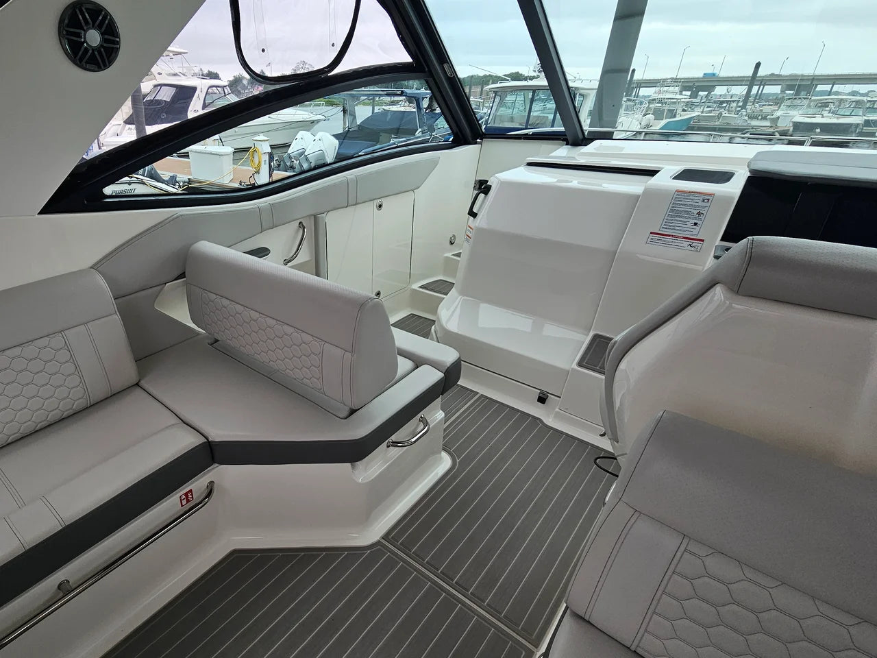 2025 Sea Ray 320 SUNDANCER OB 32.0 feet, Brick Township, New Jersey #12
