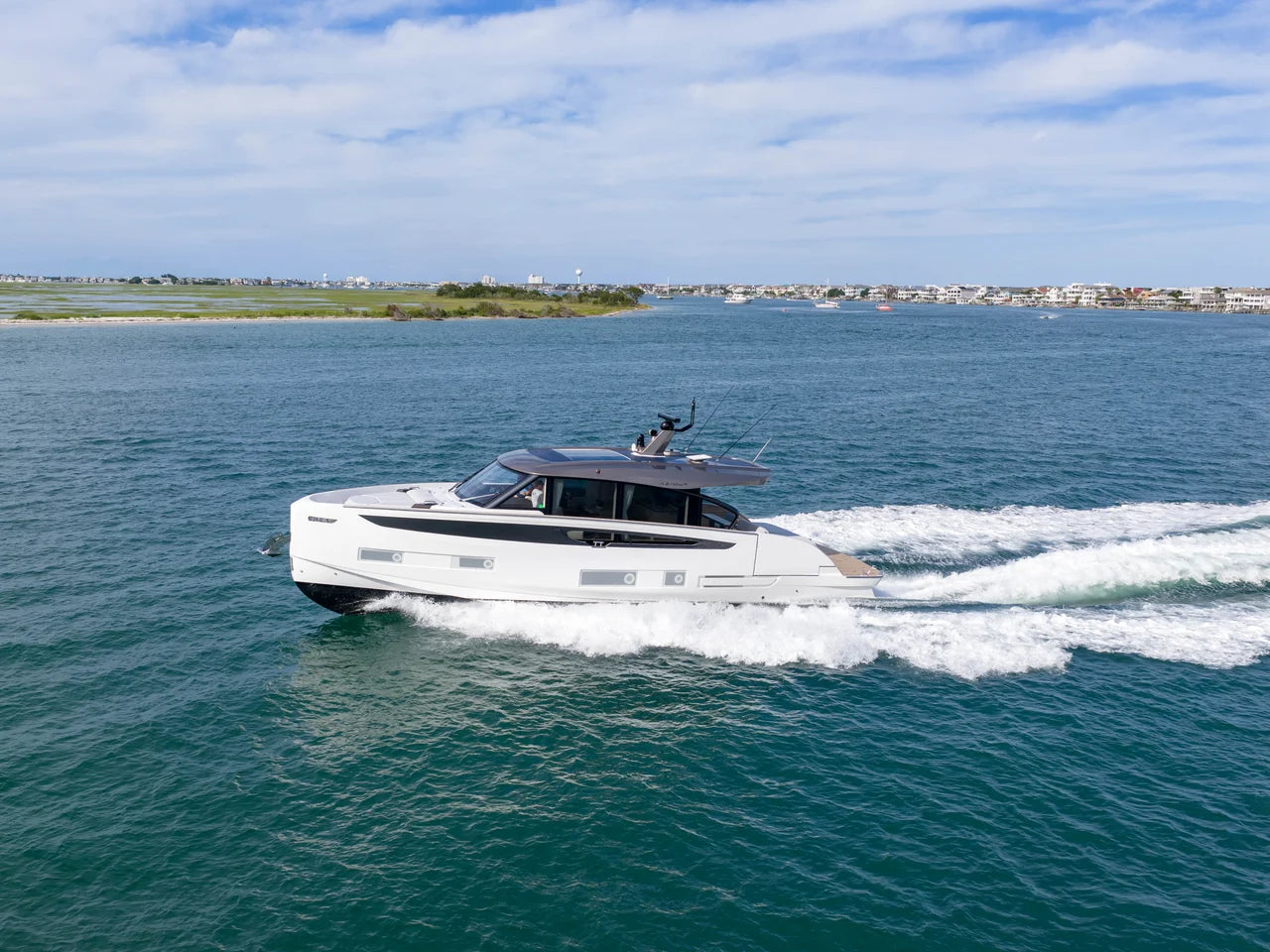 2025 Azimut Seadeck 6 60.0 feet, Wrightsville Beach, North Carolina #4