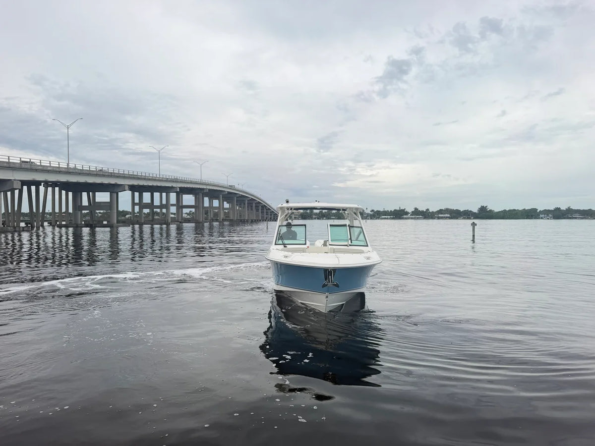 2027 Boston Whaler 280 Vantage 28.0 feet, Stuart, Florida #4