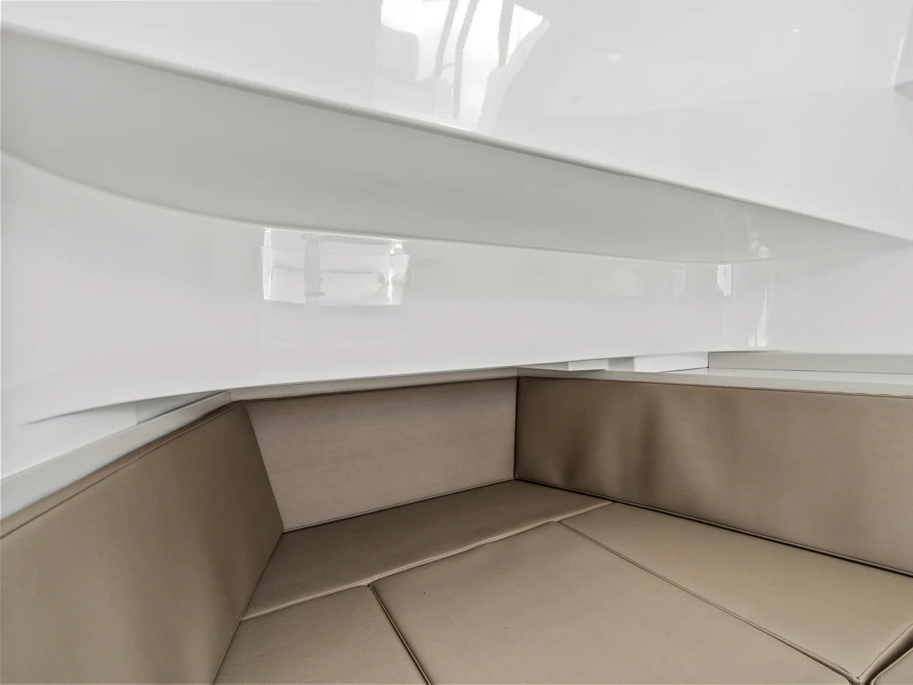 2026 Cruisers Yachts 38 VTR 38.0 feet, Quincy, MA #27