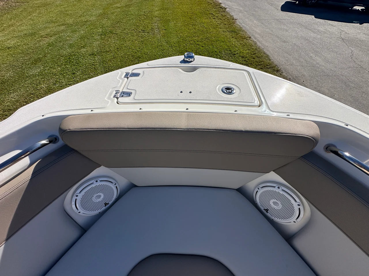 2025 Boston Whaler 210 Vantage 21.0 feet, Savannah, Georgia #12