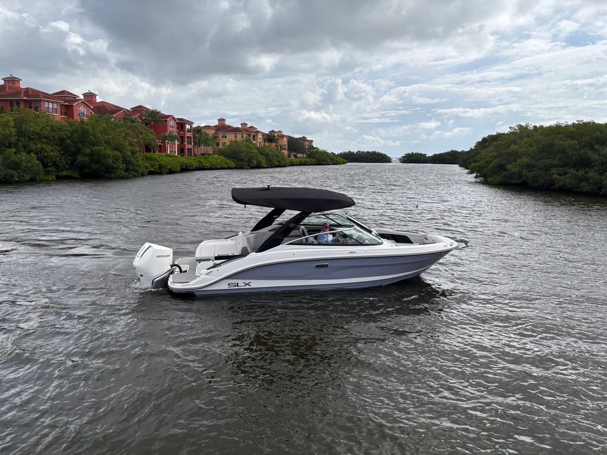 2027 Sea Ray SLX 260 Outboard 26.0 feet, Clearwater, Florida #2