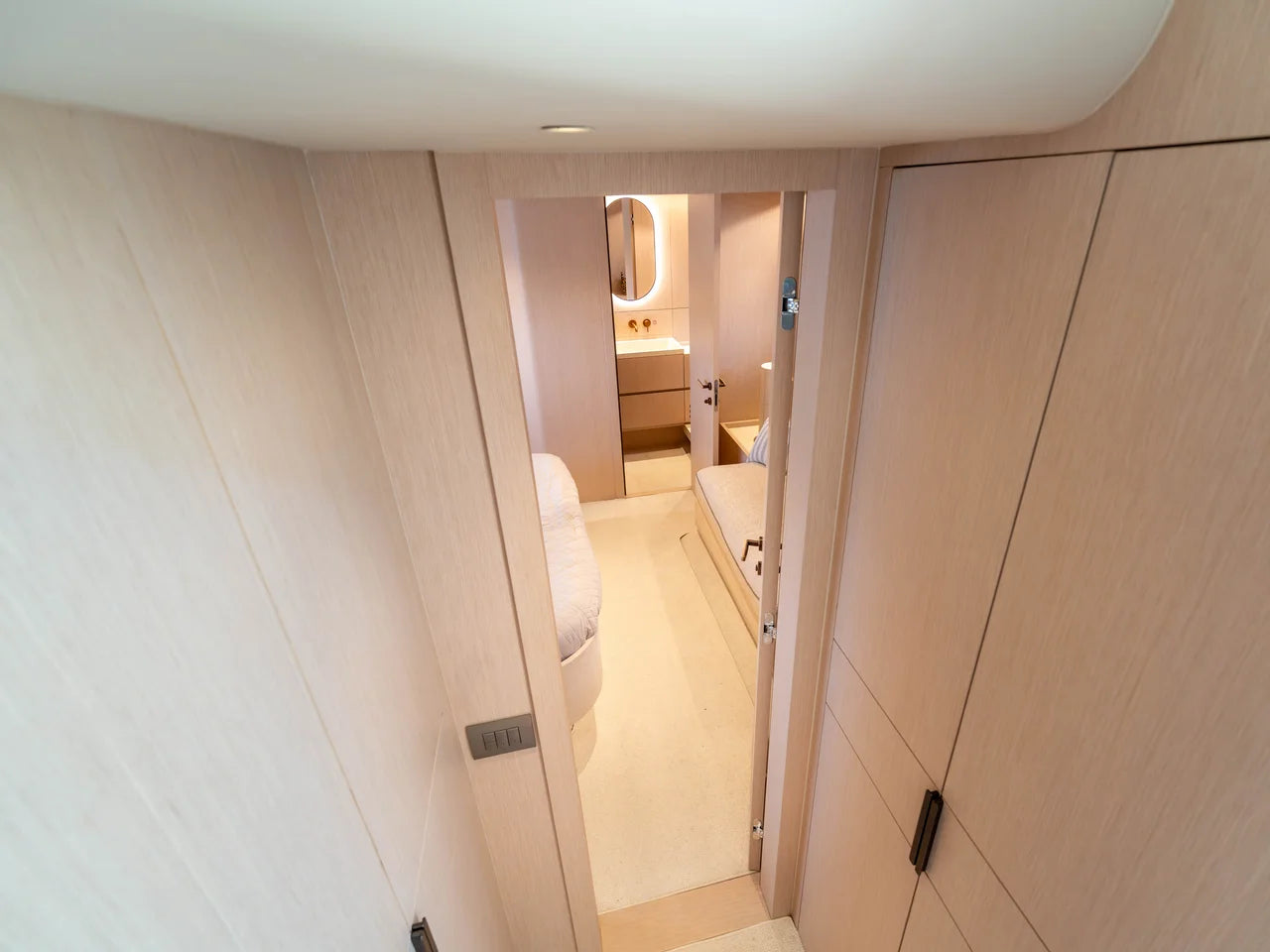 2025 Azimut Seadeck 6 60.0 feet, Wrightsville Beach, North Carolina #40