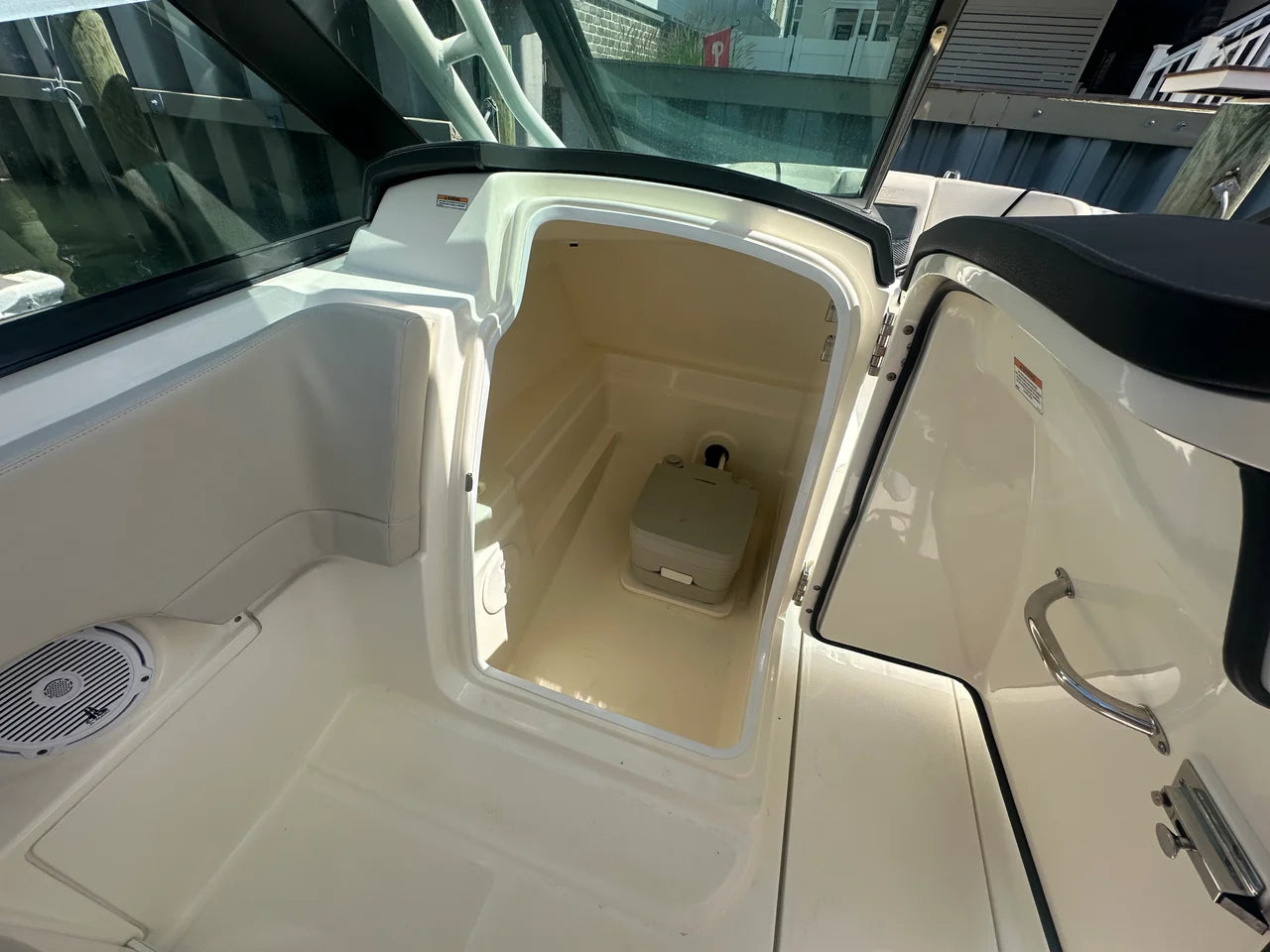 2018 Boston Whaler 230 VANTAGE 24.0 feet, Ocean View, NJ #16