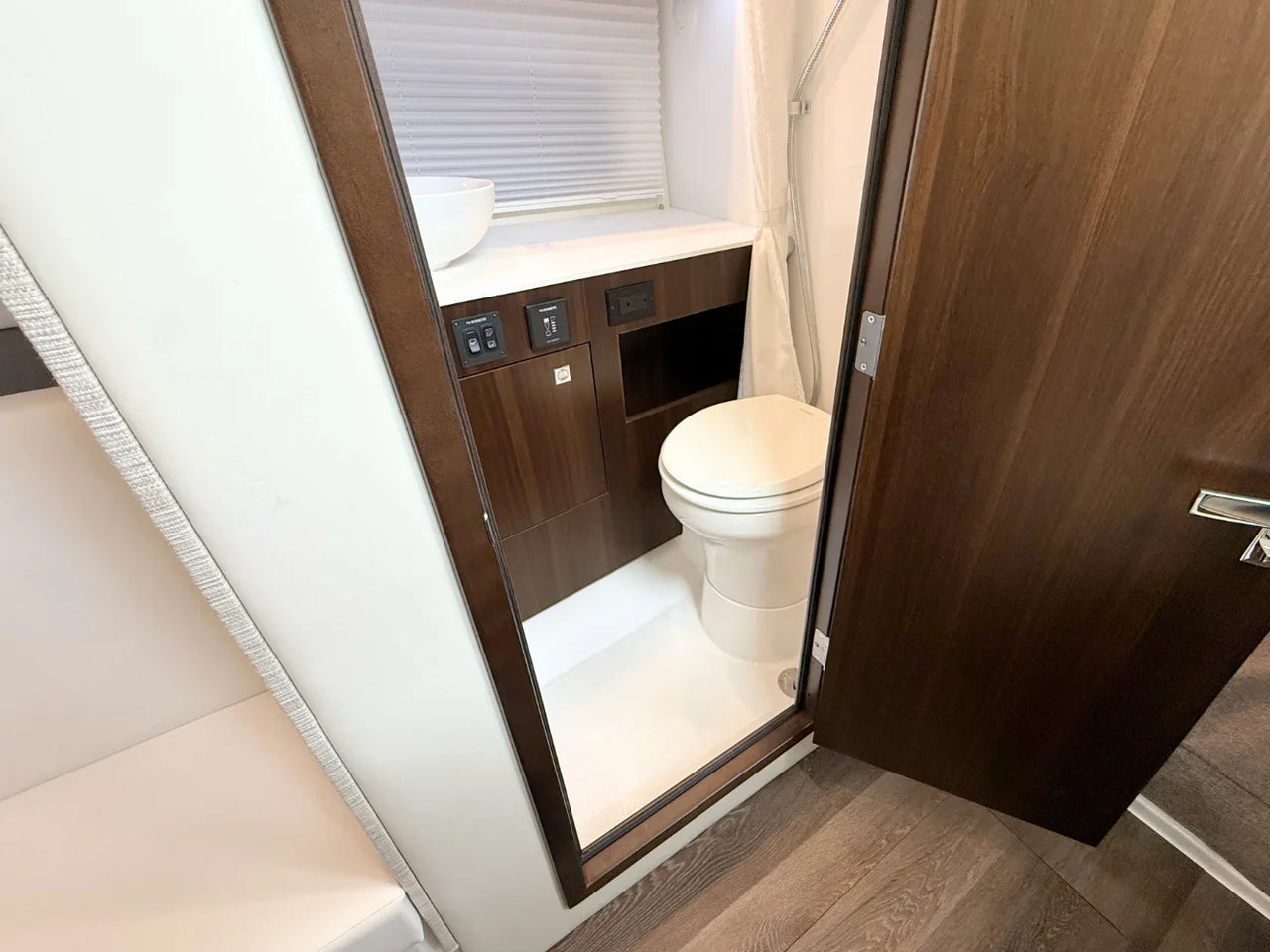 2026 Cruisers Yachts 34 GLS 34.0 feet, Lewisville, TX #58