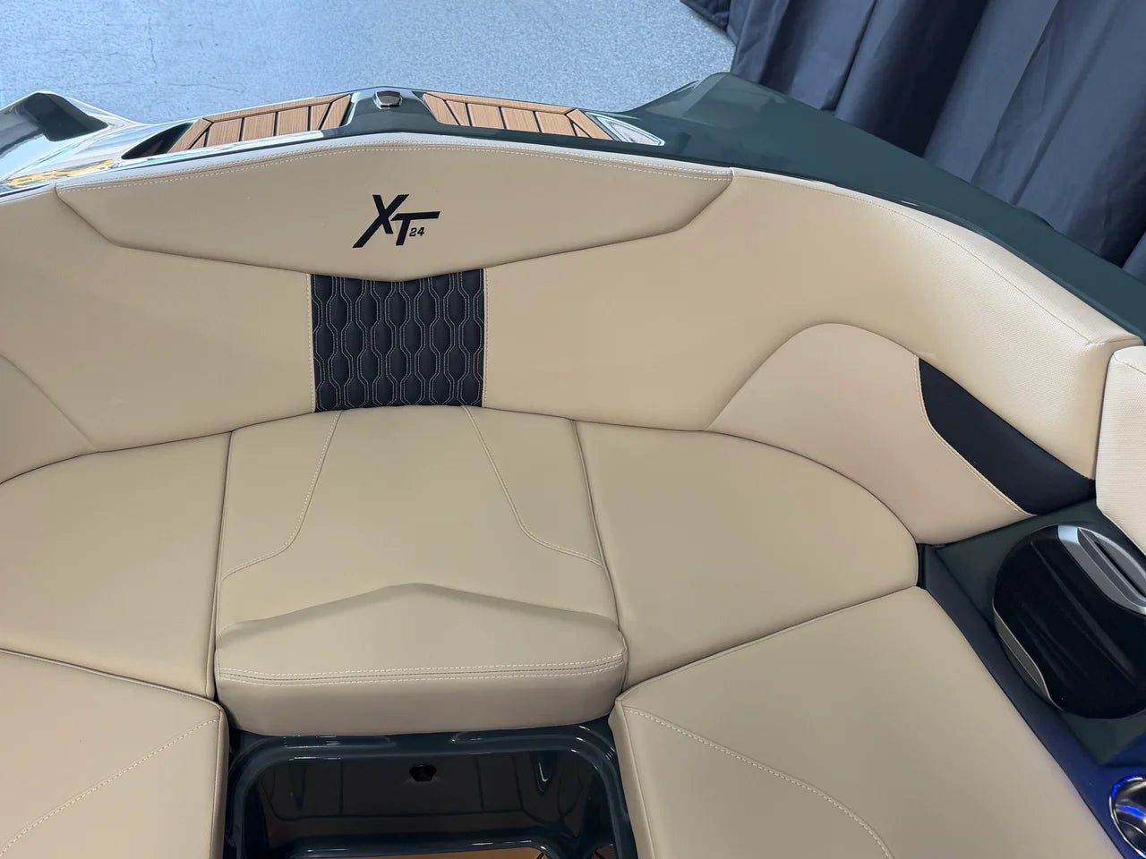 2027 Mastercraft XT24 24.0 feet, Nisswa, Minnesota #95