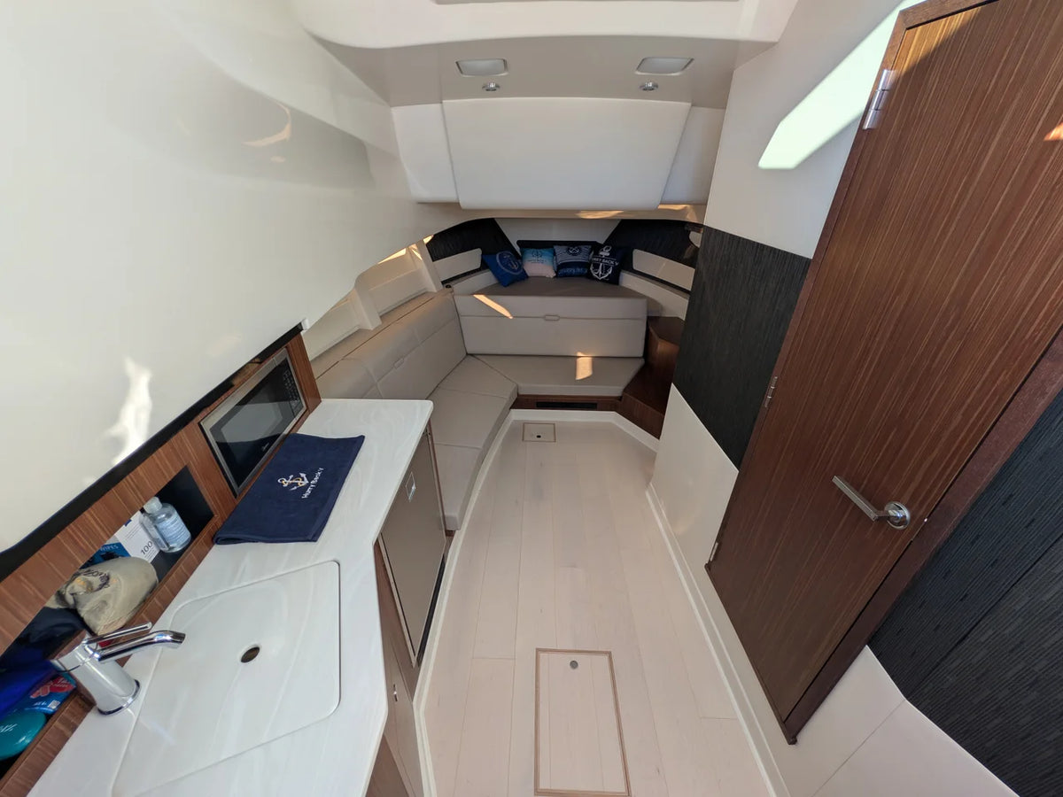 2026 Sea Ray SUNDANCER 370 OUTBOARD 39.0 feet, Grasonville, MD #32