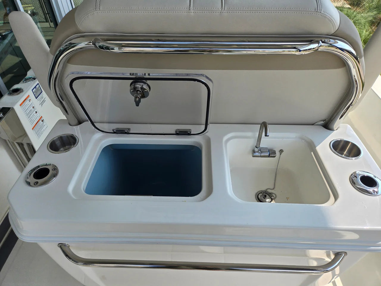 2027 Boston Whaler 280 Dauntless 28.0 feet, Charleston, SC #9