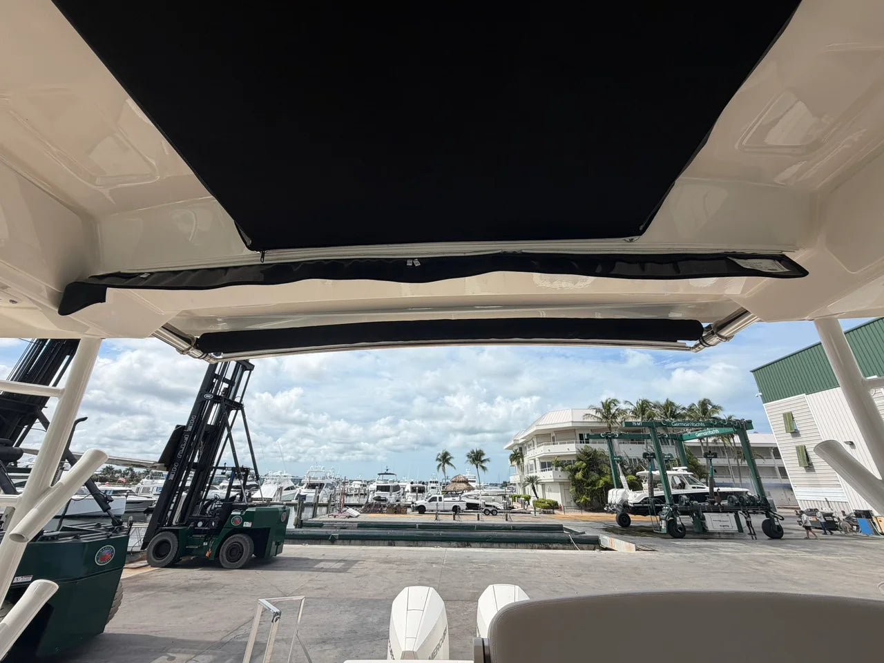 2023 Boston Whaler 325 CONQUEST 32.0 feet, Naples, FL #41