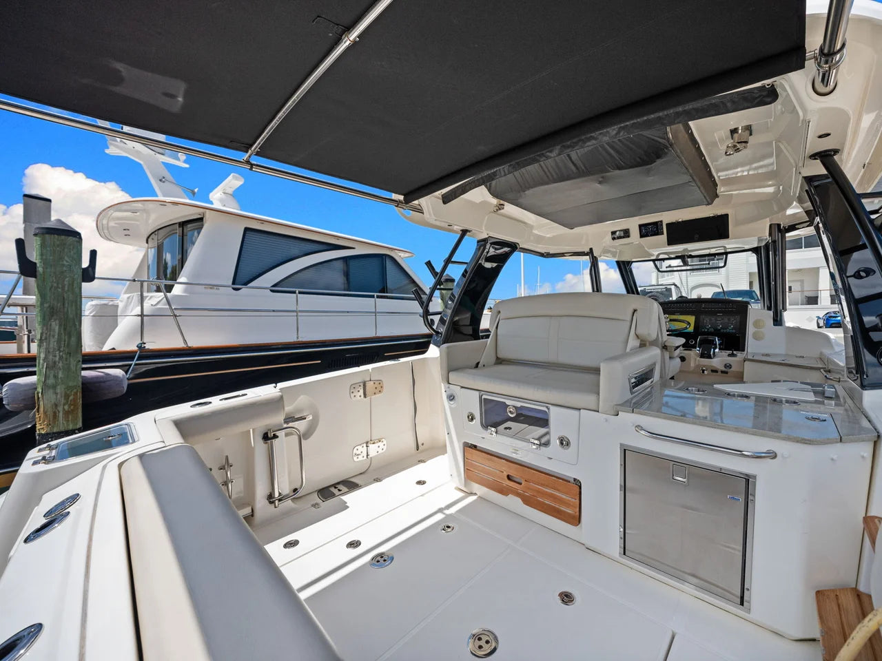 2022 Boston Whaler 350 REALM 35.0 feet, Naples, Florida #18