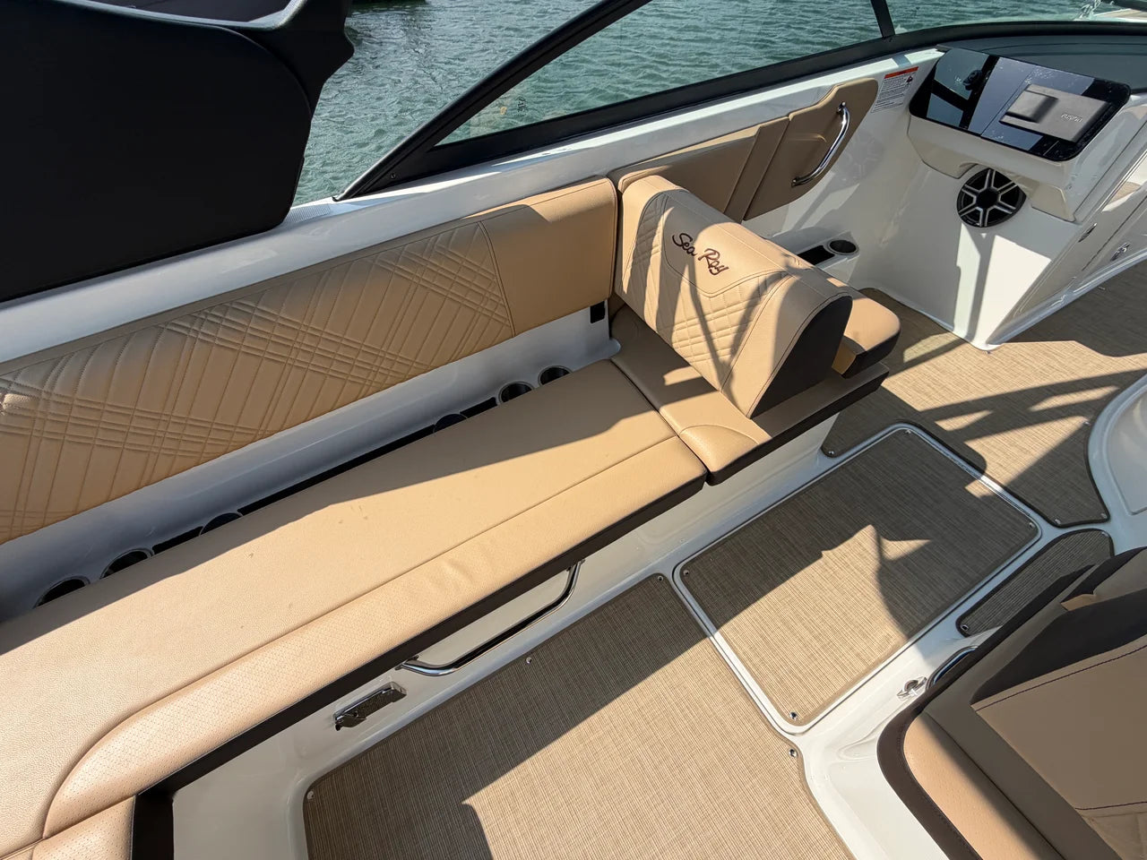 2026 Sea Ray SDX 270 Outboard 27.0 feet, Grasonville, MD #18