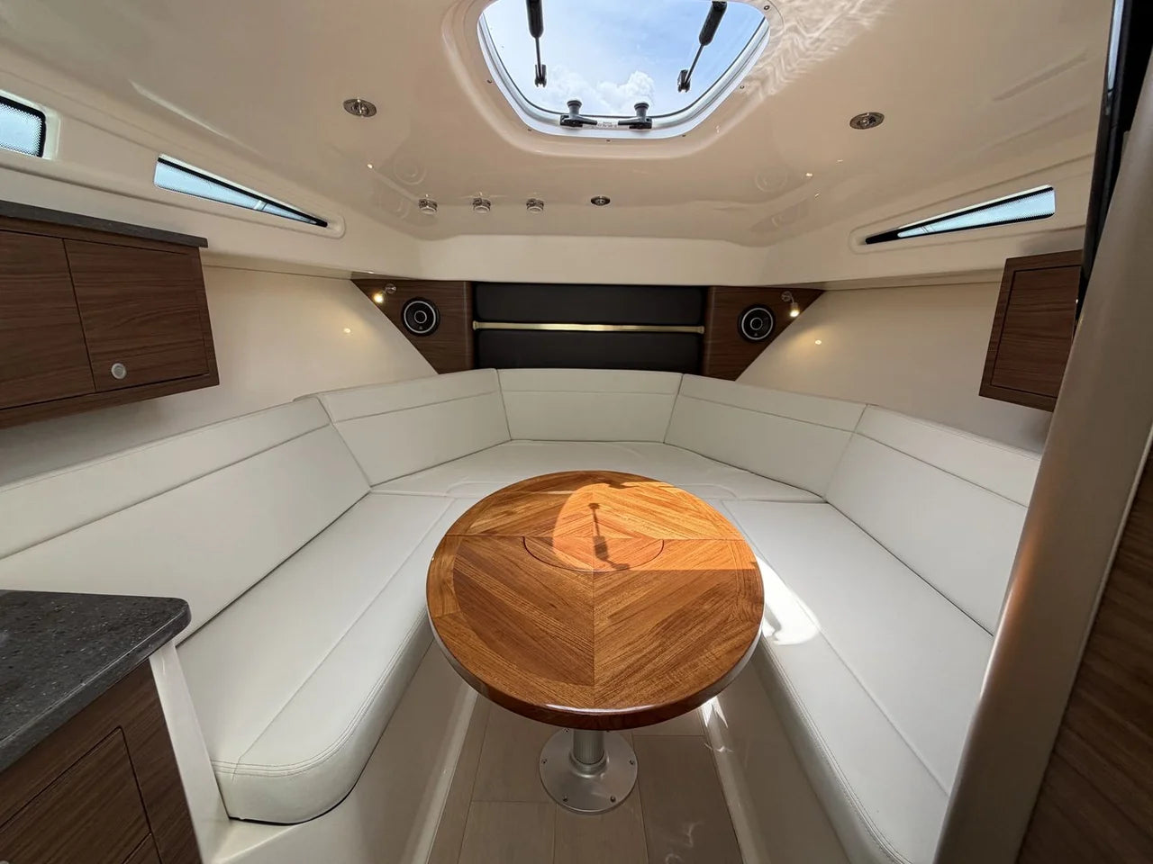 2027 Boston Whaler 325 Conquest 32.0 feet, Fort Myers, FL #24