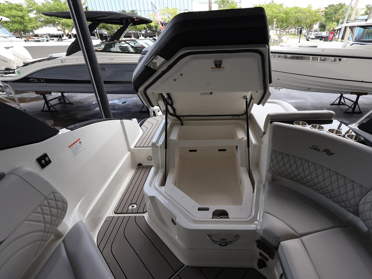 2027 Sea Ray SLX 260 Outboard 26.0 feet, Naples, Florida #32