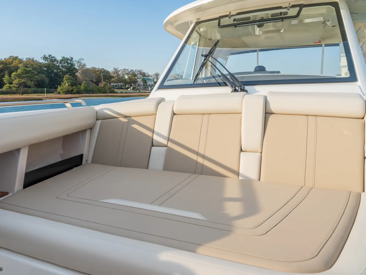 2026 Boston Whaler 350 Realm 35.0 feet, Wrightsville Beach, North Carolina #40