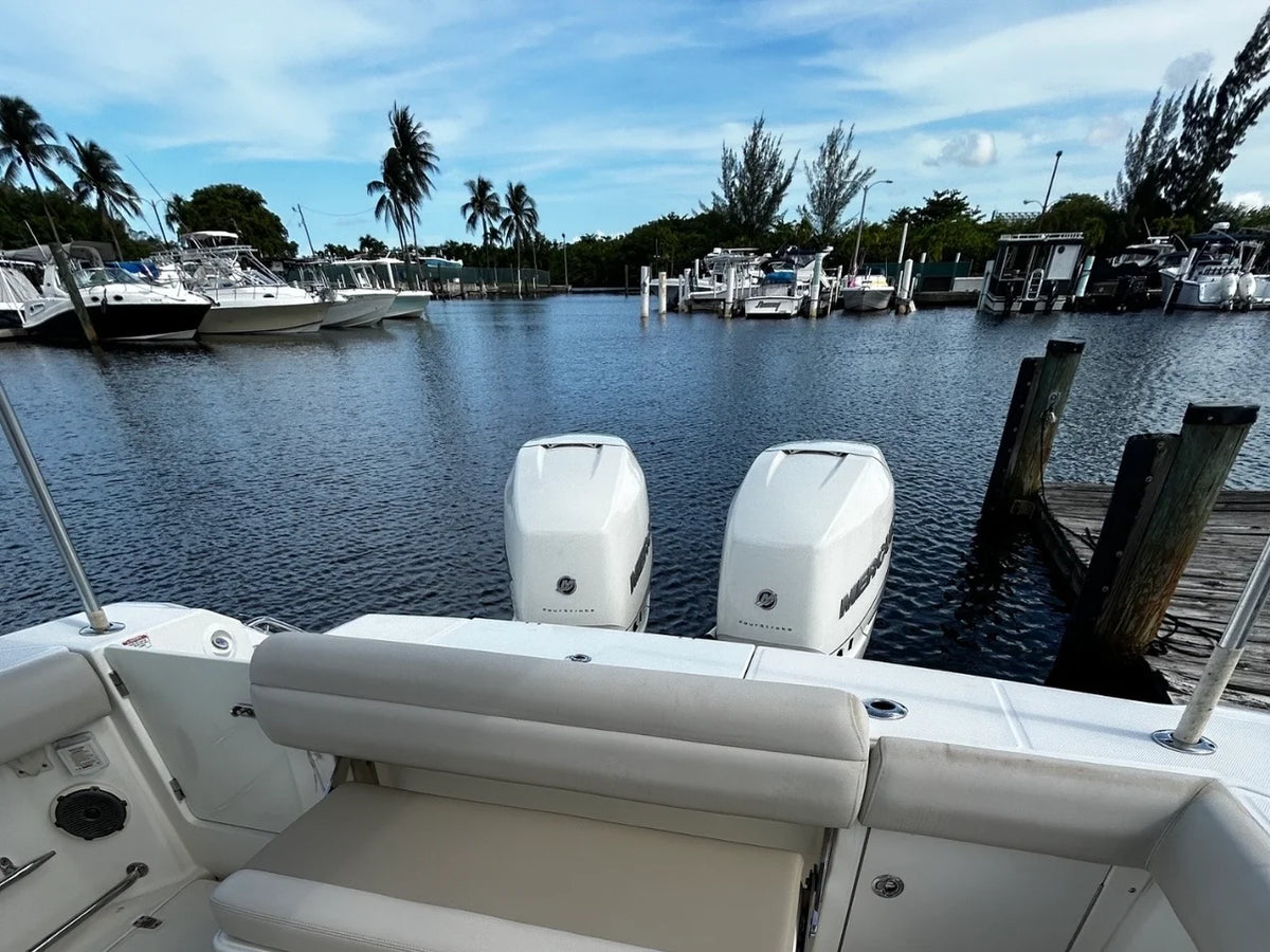 2018 Boston Whaler 330 OUTRAGE 33.0 feet, Ft. Lauderdale, FL #5