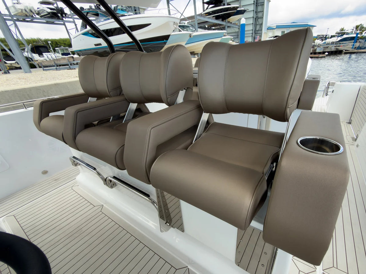 2026 Cruisers Yachts 38 VTR 38.0 feet, Fort Myers, FL #13
